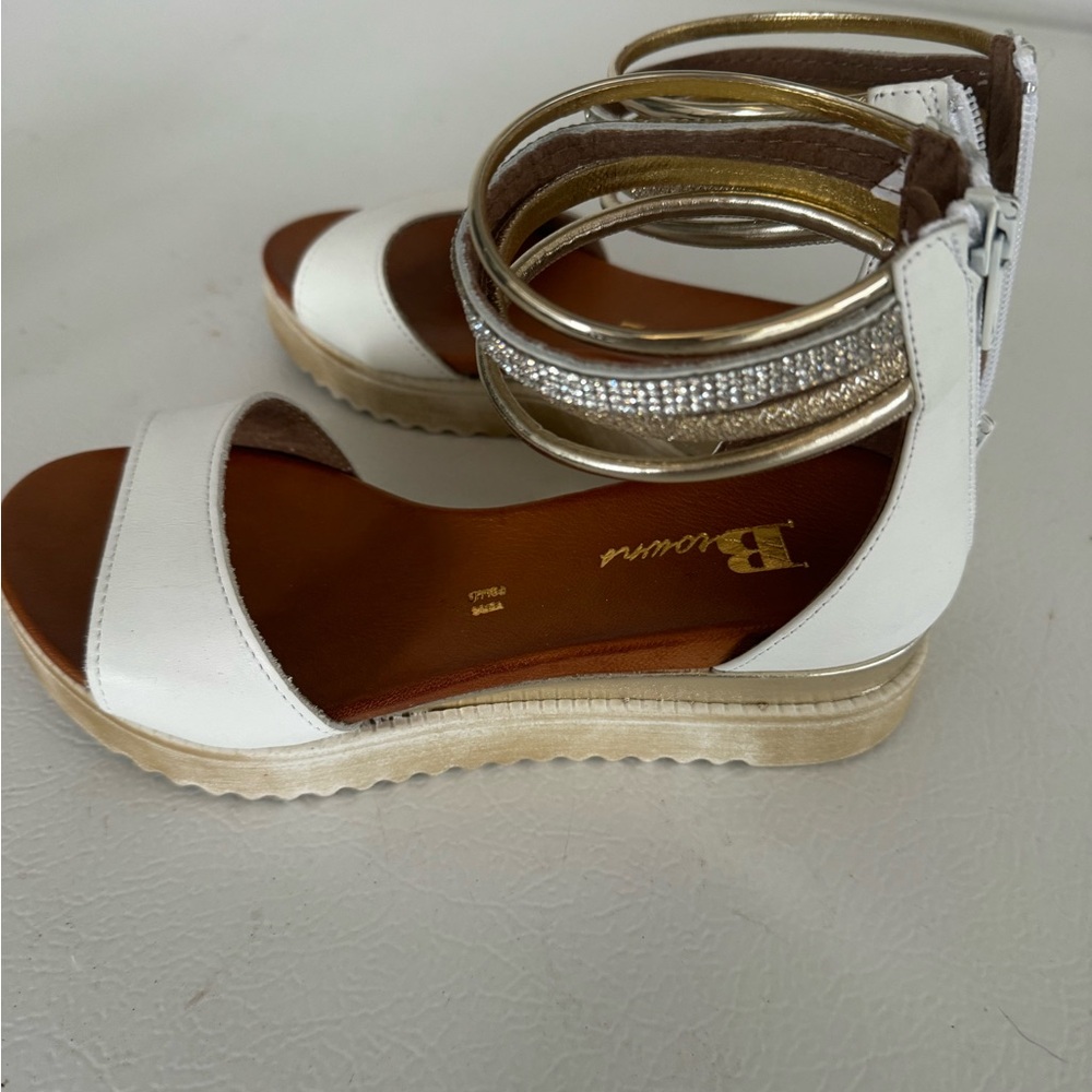 Browns ankle strap sandal